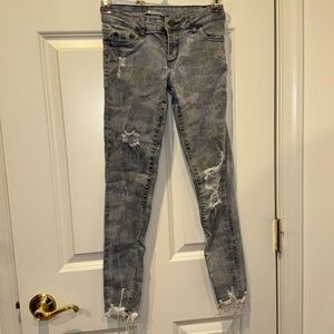 Tractr girls ripped jeans - size 10